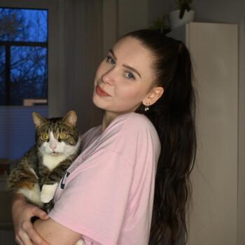 Babysitter Salzmünde: Lara