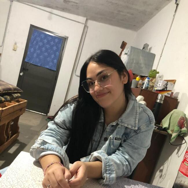 Babysitter in Río Segundo: Gianella