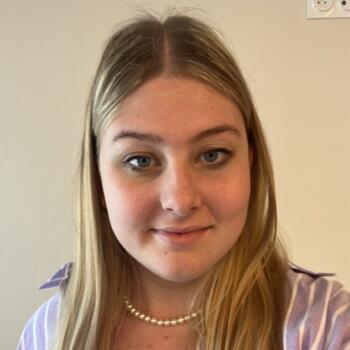 Babysitter Lons: Faustine