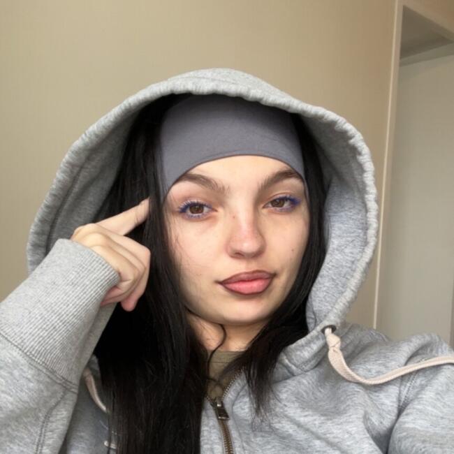 Babysitter in La Roche-sur-Yon: Chloé