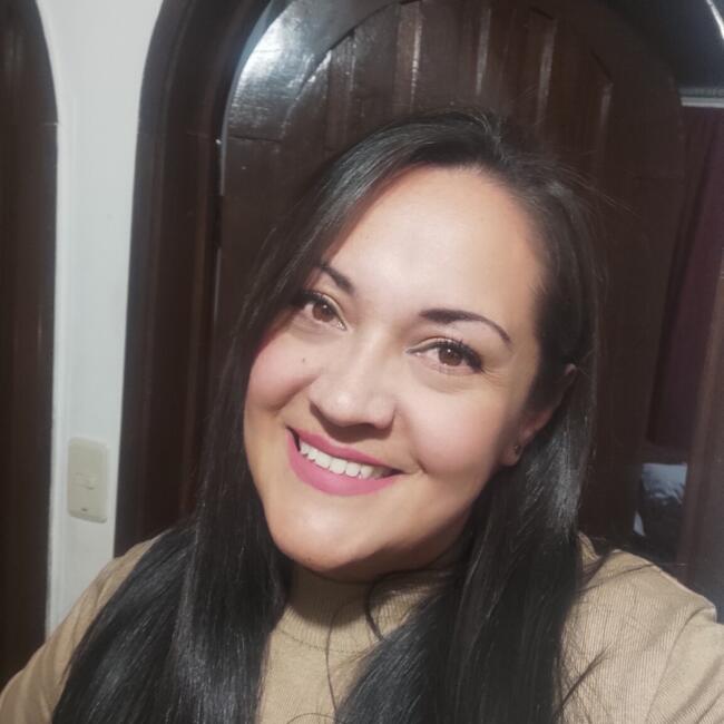Babysitter in Bogotá: MARY HASVEIDY