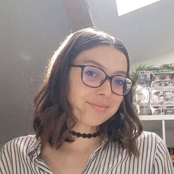 Baby-sitter in Hyères: Lou-Ann