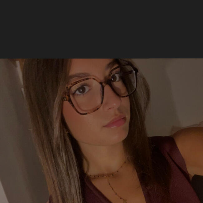Babysitter in Montpellier: Selena