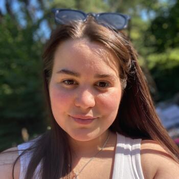 Niñera en Colne: Alina