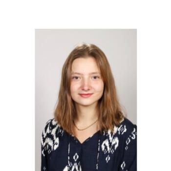 Babysitter in Puteaux: Clara