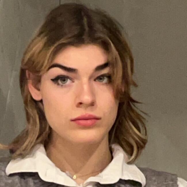 Babysitter in Collonges-au-Mont-d'Or: Syrianna