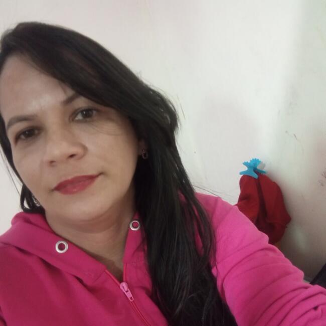 Babysitter in Curitiba: Kezia