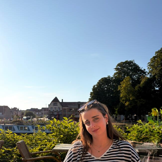 Babysitter in Comines: Marie