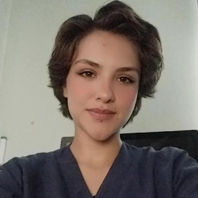 Babysitter in Bogotá: Gabriela Marquez Alexander