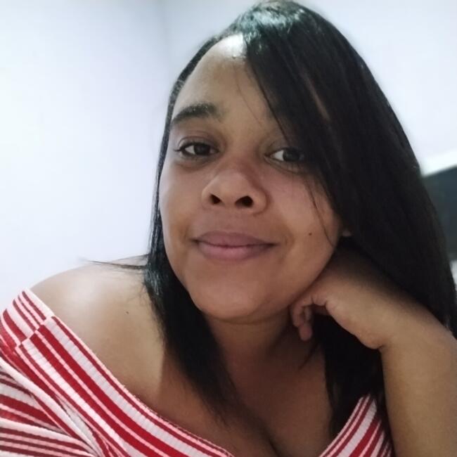 Babysitter in Recife: Iasmim