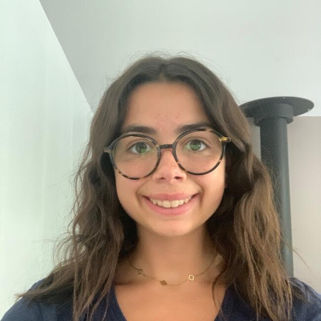 Babysitter in Vertou: Andrea