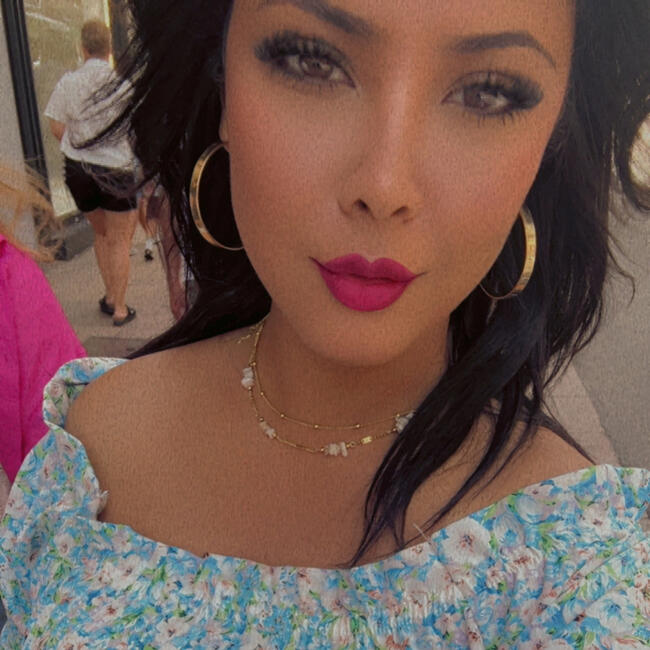 Babysitter in Orléans: Hajar