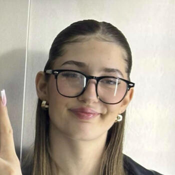 Babysitter Berg: Leoni