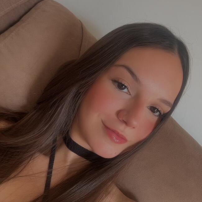 Babysitter in Uberlândia: Eduarda