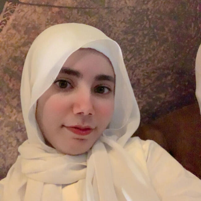 Babysitter in Cairo: Nada