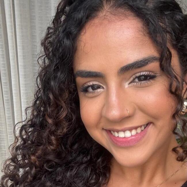 Babysitter in Brasília: Beatriz