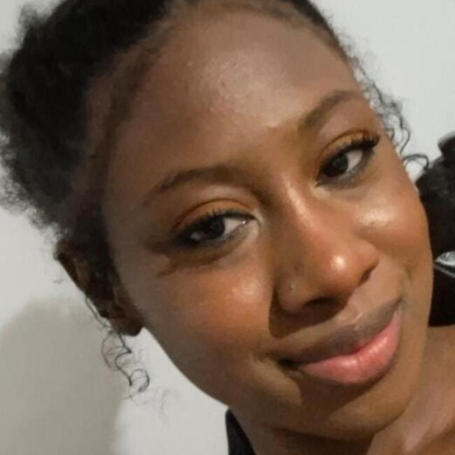 Babysitting job in Envigado: Angely