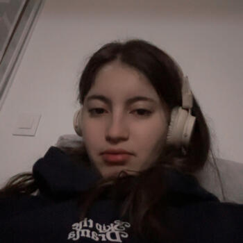 Babysitter in Paris: Emma