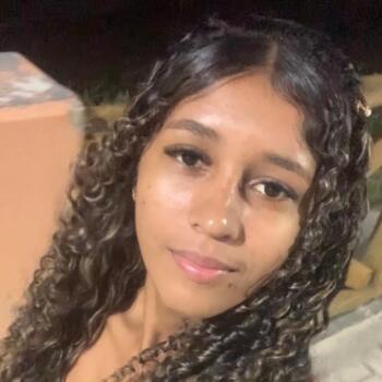 Babysitter São Luís: Sara Pinheiro