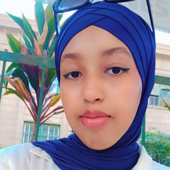 Babysitter Cairo: OUMALKHEIR