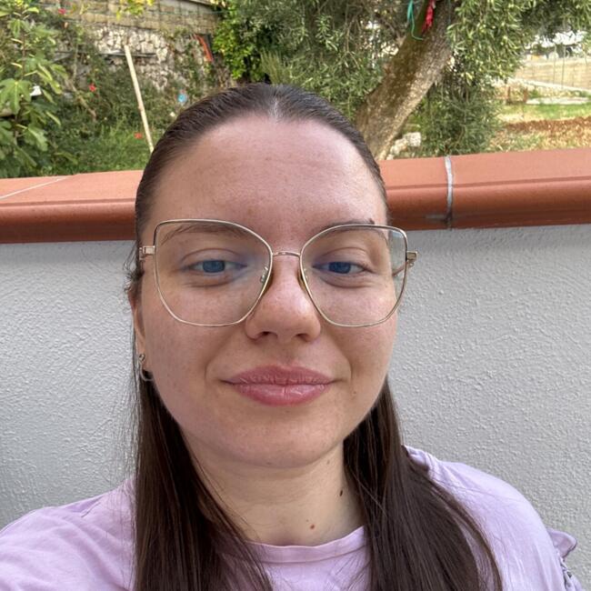 Babysitter in Norma: Giulia