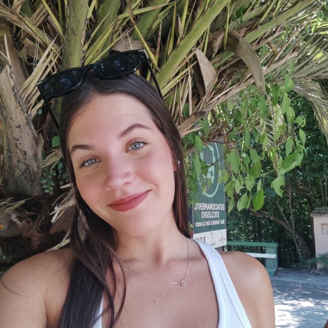 Babysitter in Santa Coloma de Cervelló: Sol