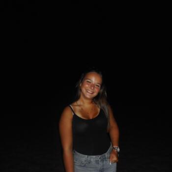 Babysitter in Molières: Julie