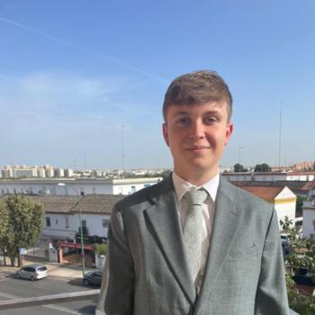Babysitter in Seville: Pablo