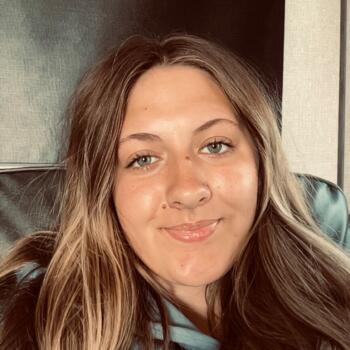 Nanny in McBain: Ashley