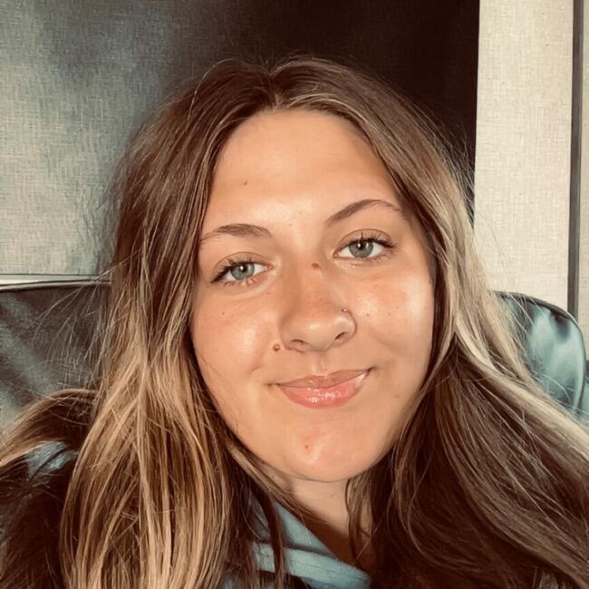 Nanny in McBain: Ashley