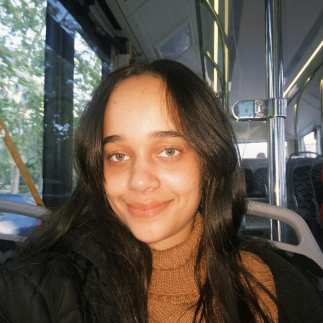 Babysitter em Faro: Rebeca