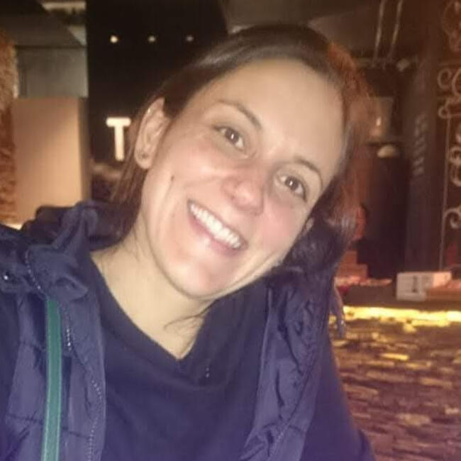 Emprego de babá em Salvador: Fernanda