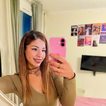 Babysitter in Chevilly-Larue: Lina Annad