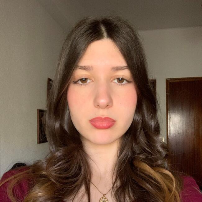 Babysitter em Vila Nova de Gaia: Eva