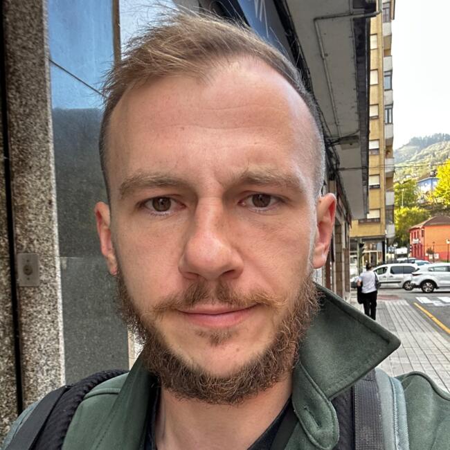 Babysitting job in La Carrera: Dimitrio