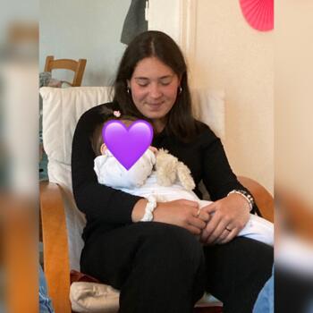 Babysitter in Saint-Brieuc: Lili lmzc