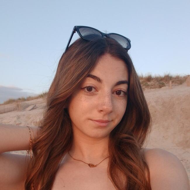 Babysitter in Martigues: Morgane