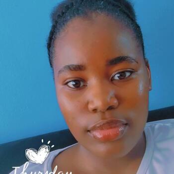 Babysitter in Durban: Tanyaradzwa Sarah