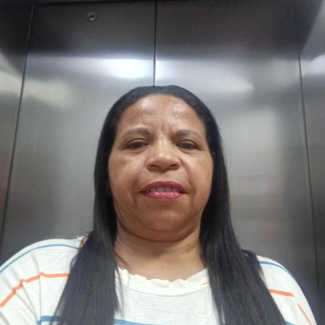 Babá em São Luís: Alessandra