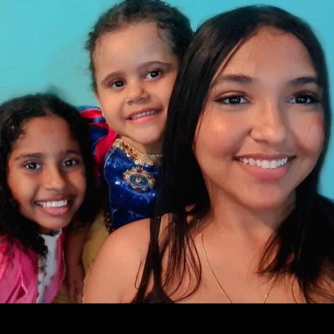 Babysitter in Salvador: Adaíla
