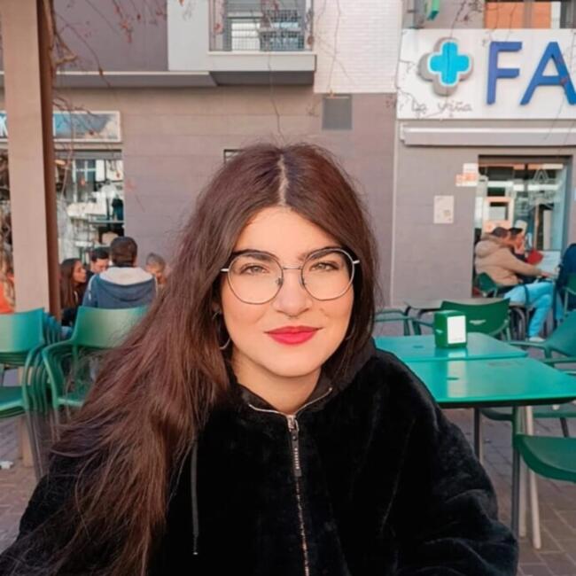 Niñera en Lorca: Marta