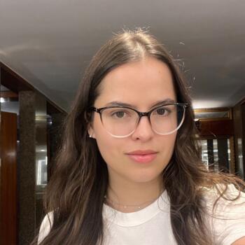 Babysitter in Madrid: Giovana