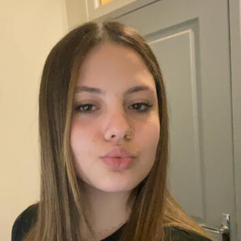 Babysitter in Saint-Quentin: Lilou