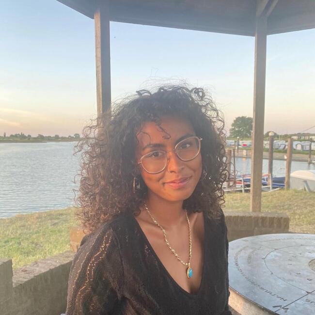Babysitter in Amsterdam: Zeineb