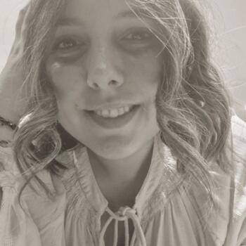 Baby-sitter Nîmes: Maurine