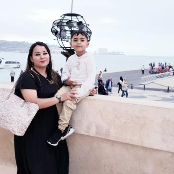 Babysitter Almada: Manisha