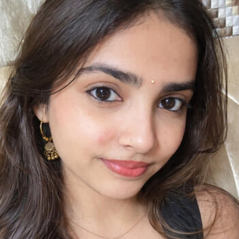 Babysitter in Mumbai: Shravani