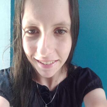 Babá em Niterói: Leticia