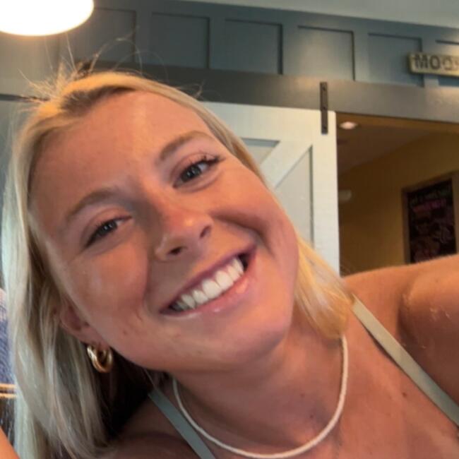 Babysitter in Tampa: MC