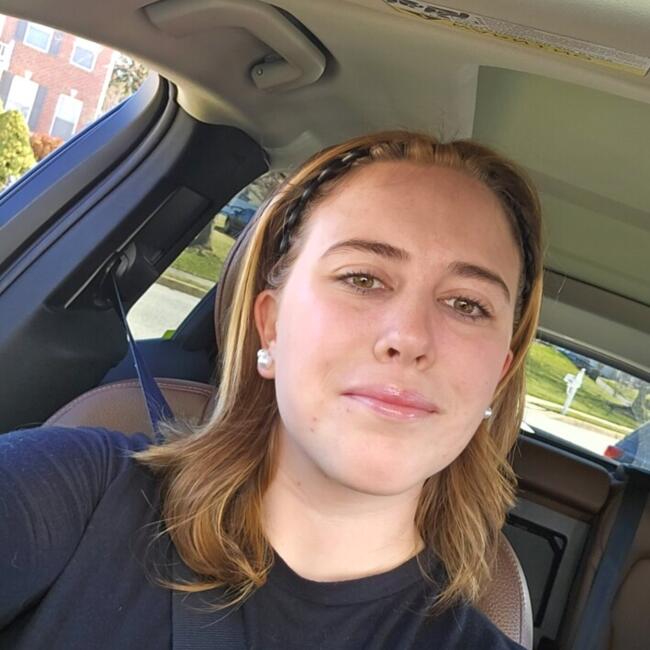 Babysitter in York (Pennsylvania): Claire